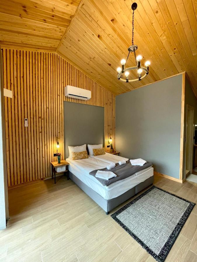 Sea And Mountain Hotel Prolesha Luaran gambar