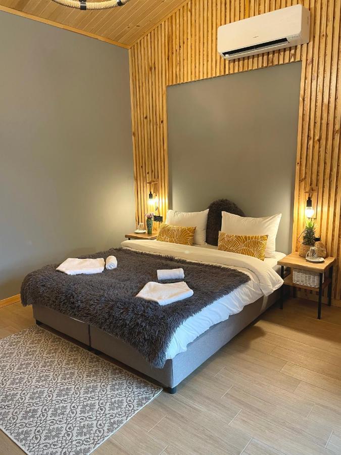 Sea And Mountain Hotel Prolesha Luaran gambar
